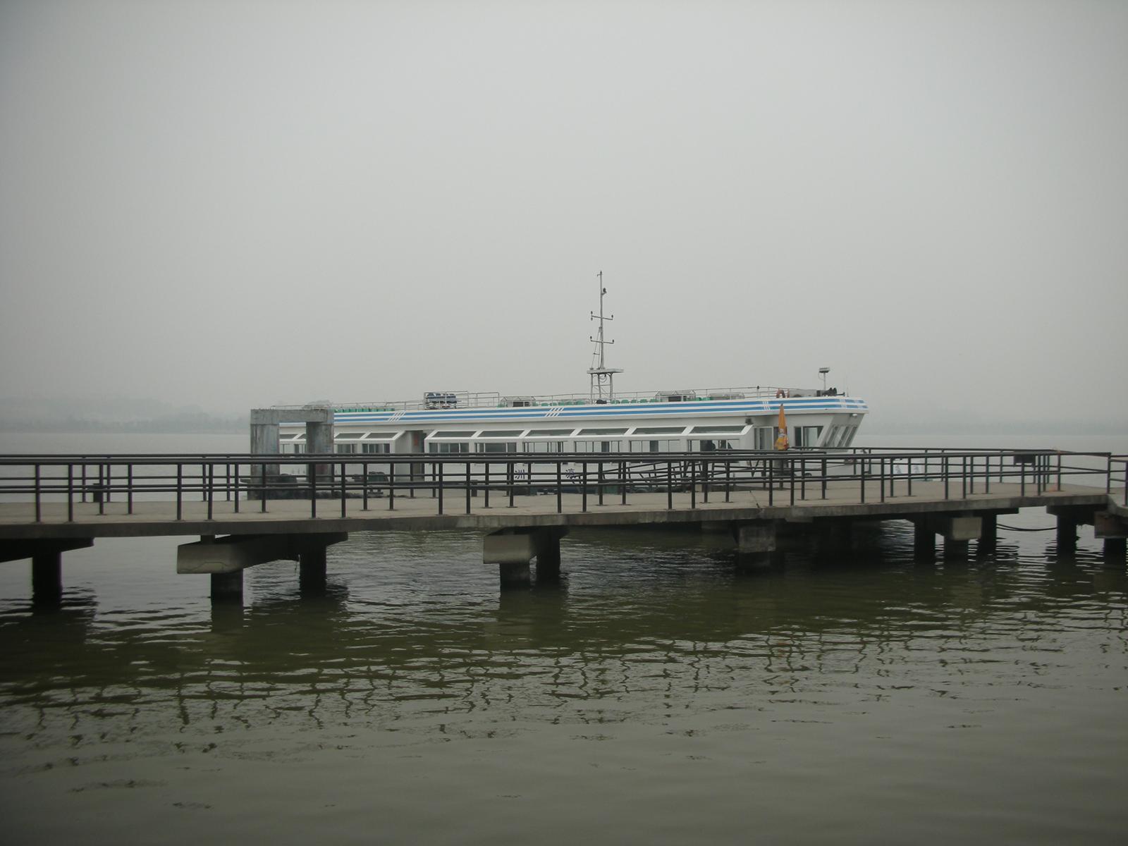 2000年ほど前は錫(スズ)の産地だったが、今は錫がない無錫(その2..無錫を代表する観光地である太湖)